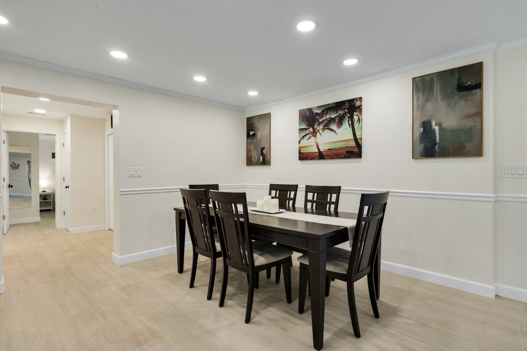5100 Mahogany Ridge Dr, Naples, FL 34119