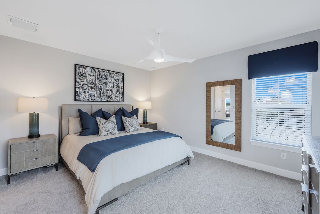 15572 Montello Ln, Naples, FL 34114