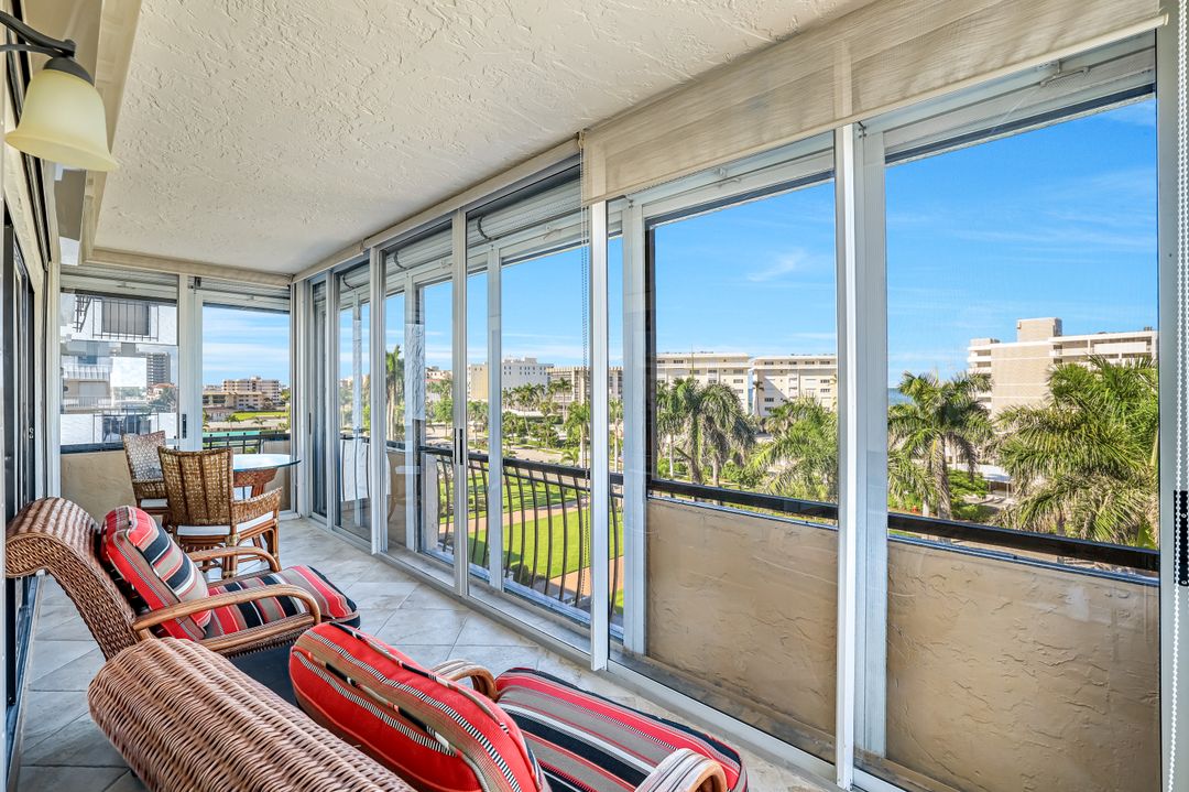 3430 Gulf Shore Blvd N #5J, Naples, FL 34103