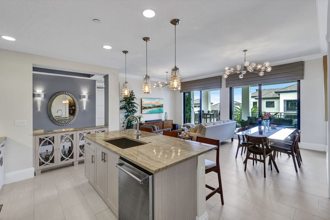 1035 3rd Ave S #514, Naples, FL 34102