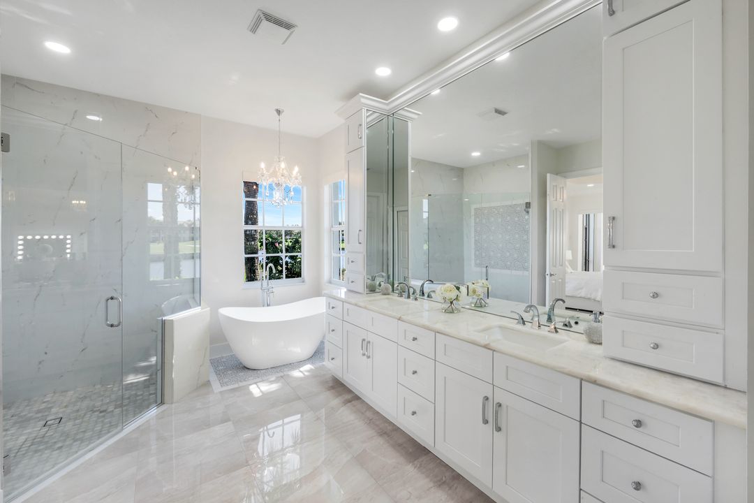 22660 Fairlawn Ct, Estero , FL 34135
