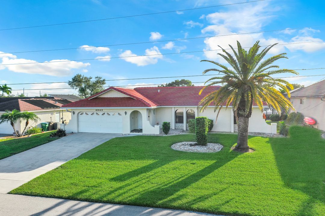 4843 Triton Ct W, Cape Coral, FL 33904