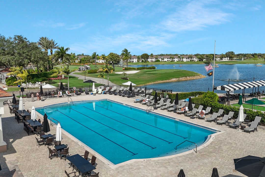 5963 Sand Wedge Ln #207, Naples, FL 34110