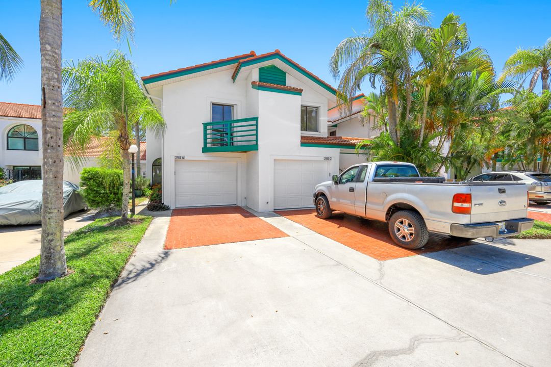2182 Anchorage Ln #A, Naples, FL 34104