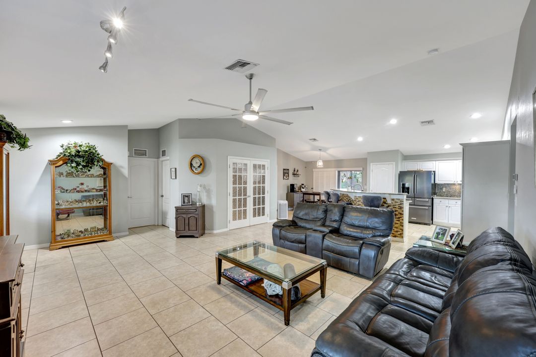2300 NW 25th St, Cape Coral, FL 33993