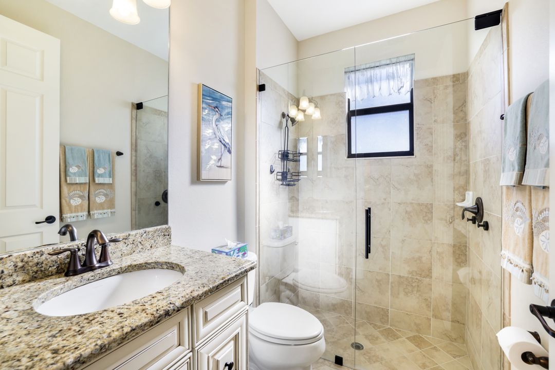 9457 Rialto Dr, Naples, FL 34113