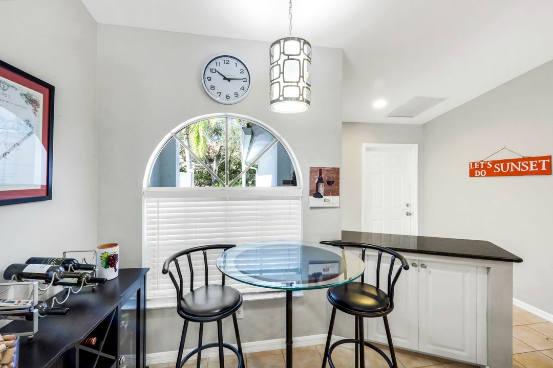 2150 Stacil Cir, Naples, FL 34109