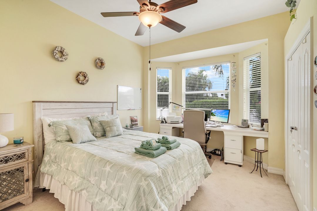 2210 Cape Coral Pkwy W, Cape Coral, FL 33914