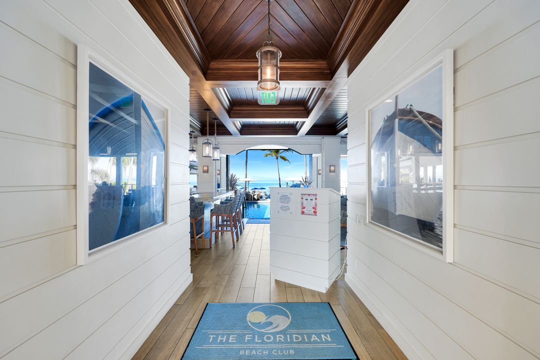 9467 Gulf Shore Dr, Naples, FL 34108