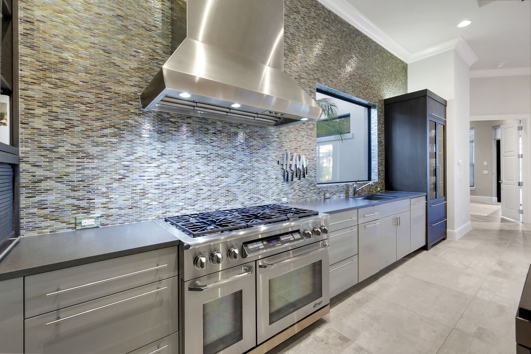 16455 Seneca Way, Naples, FL 34110