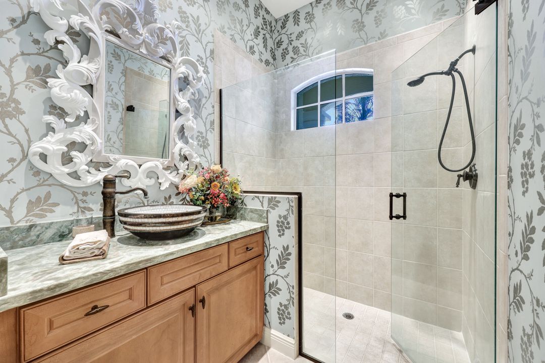 15516 Monterosso Ln #101, Naples, FL 34110