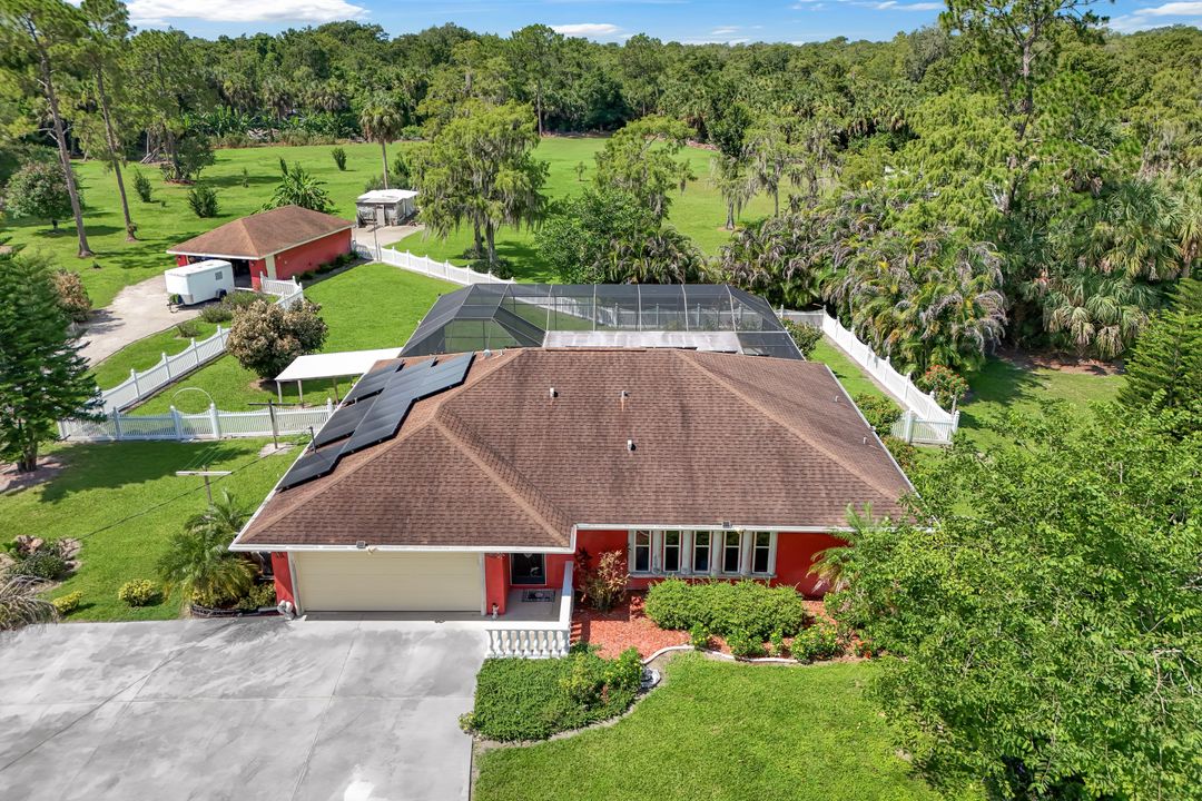 360 16th Ave NW, Naples, FL 34120