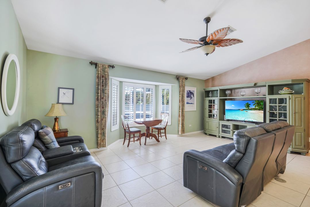 207 Plainfield St, Lehigh Acres, FL 33936