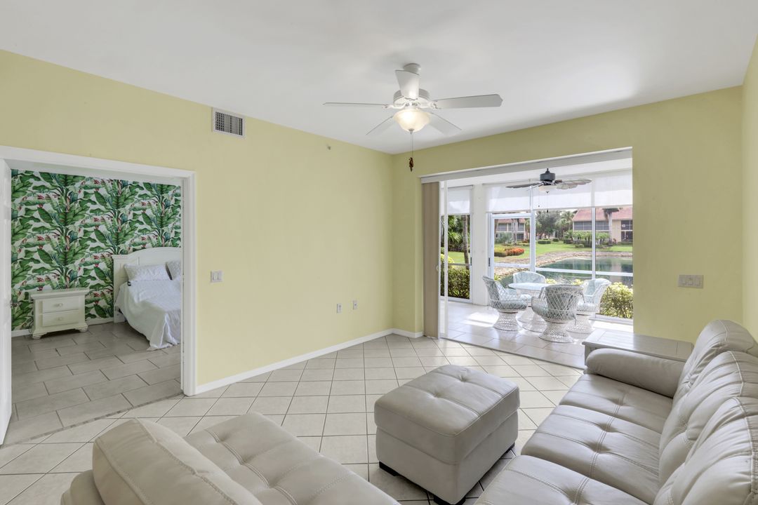2415 Bayou Ln #3, Naples, FL 34112
