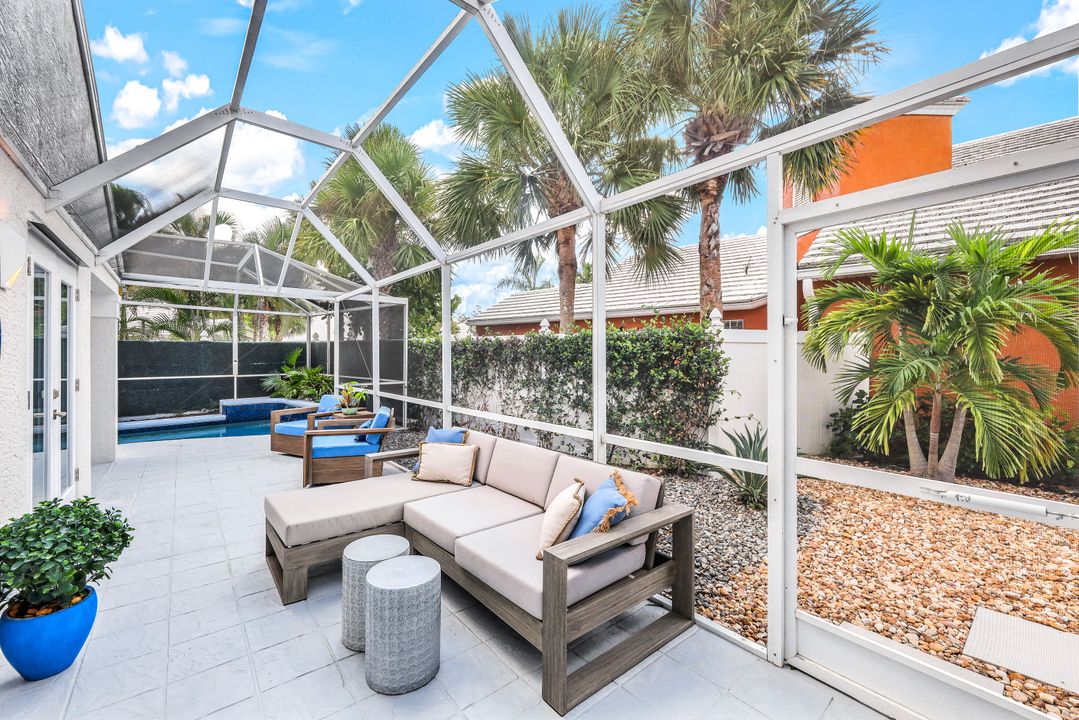 1262 Silverstrand Dr, Naples, FL 34110