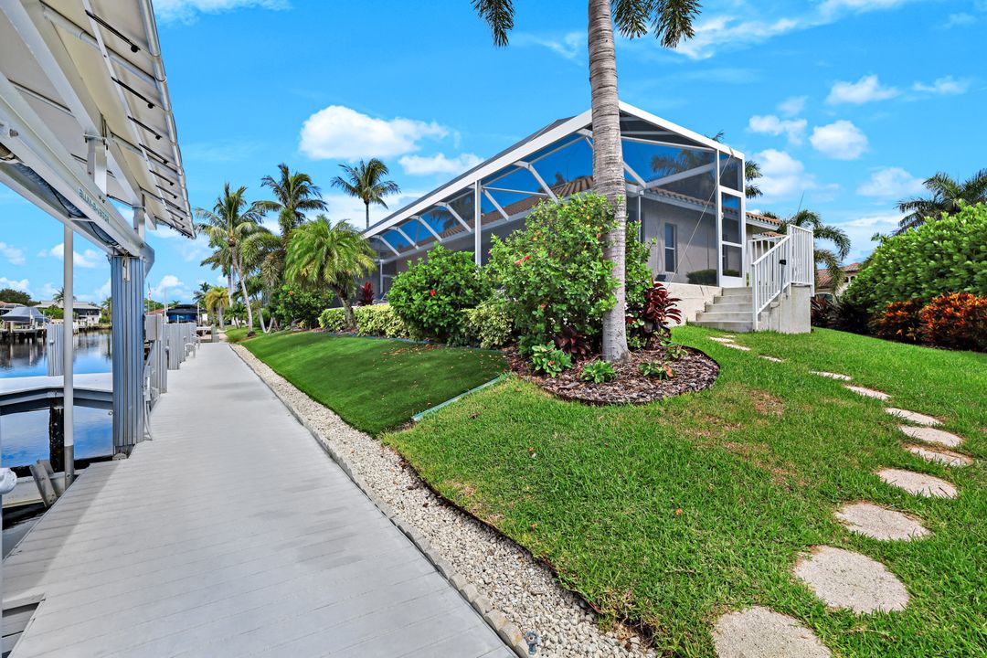 1557 Kingston Ct, Marco Island, FL 34145