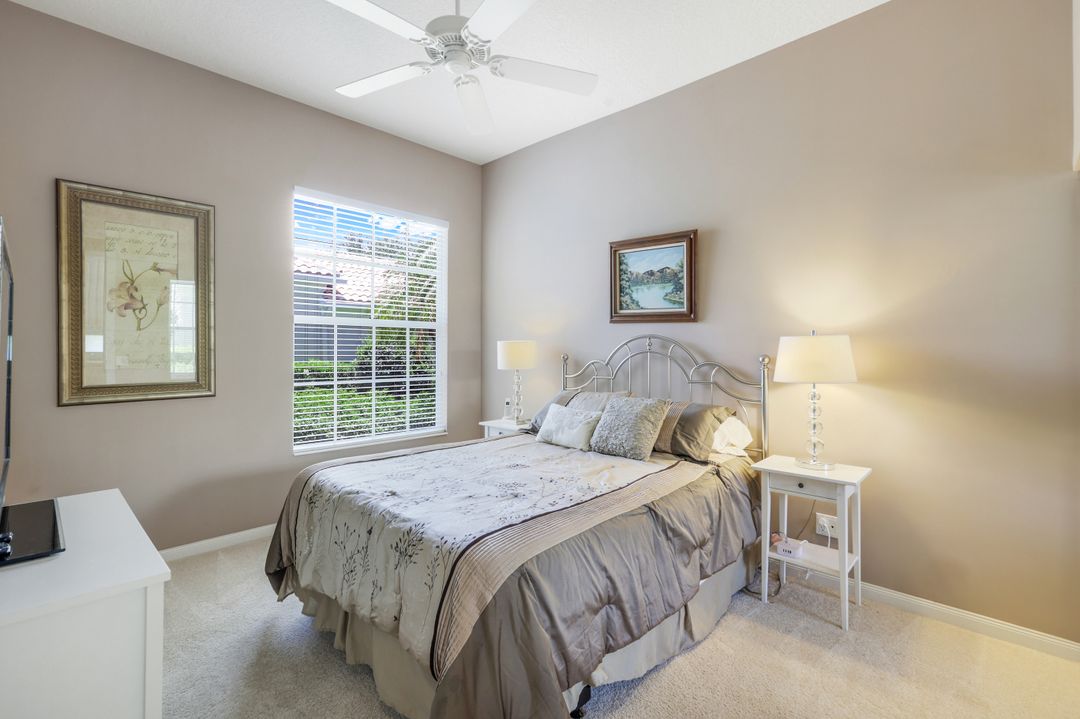 4479 Prescott Ln, Naples, FL 34119