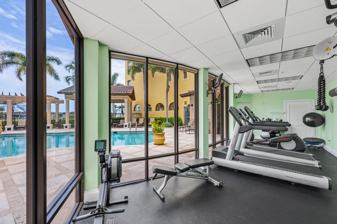 620 Rockport Ct, Marco Island, FL 34145
