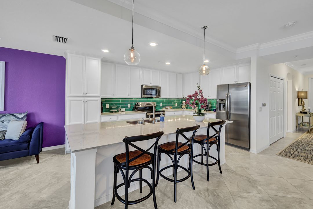 9572 Trevi Ct #5022, Naples, FL 34113