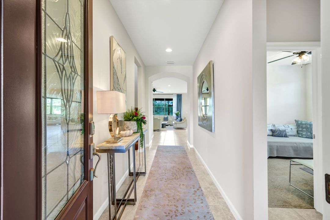 7103 Lily Way, Naples, FL 34114