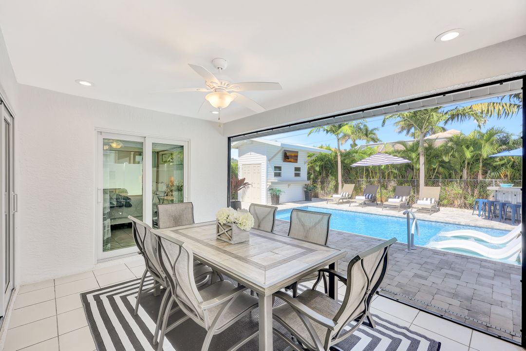 643 108th Ave N, Naples, FL 34108