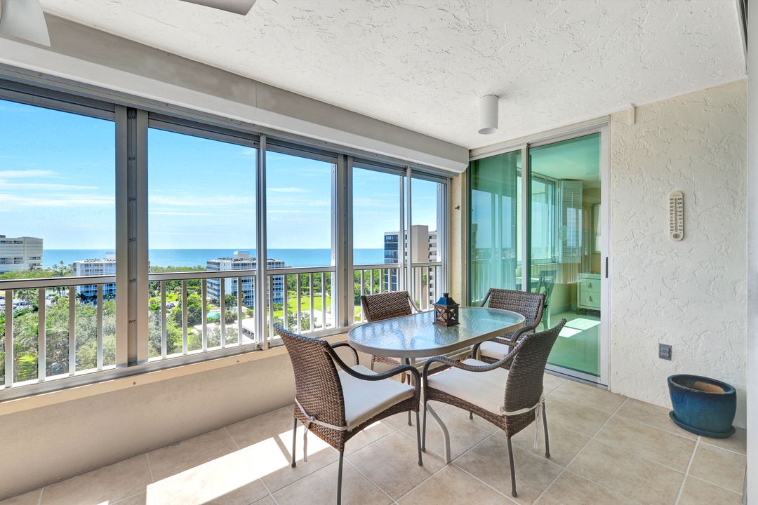21 Bluebill Ave #1001, Naples, FL 34108