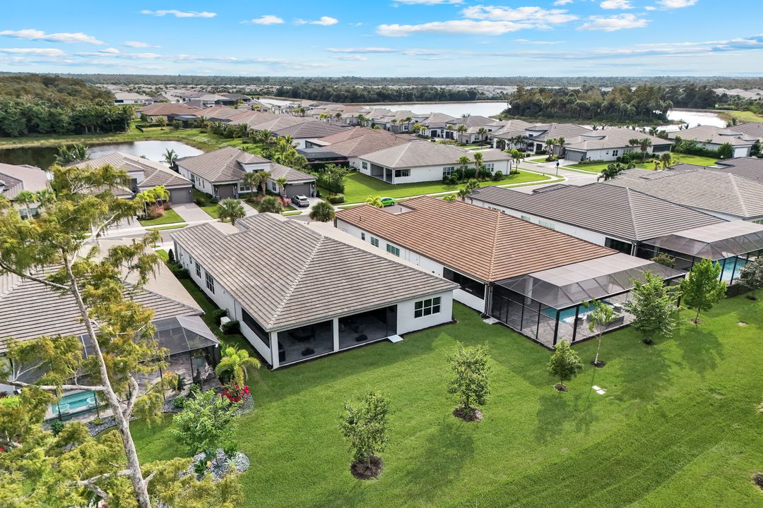 12033 Azalea Wy, Naples, FL 34120