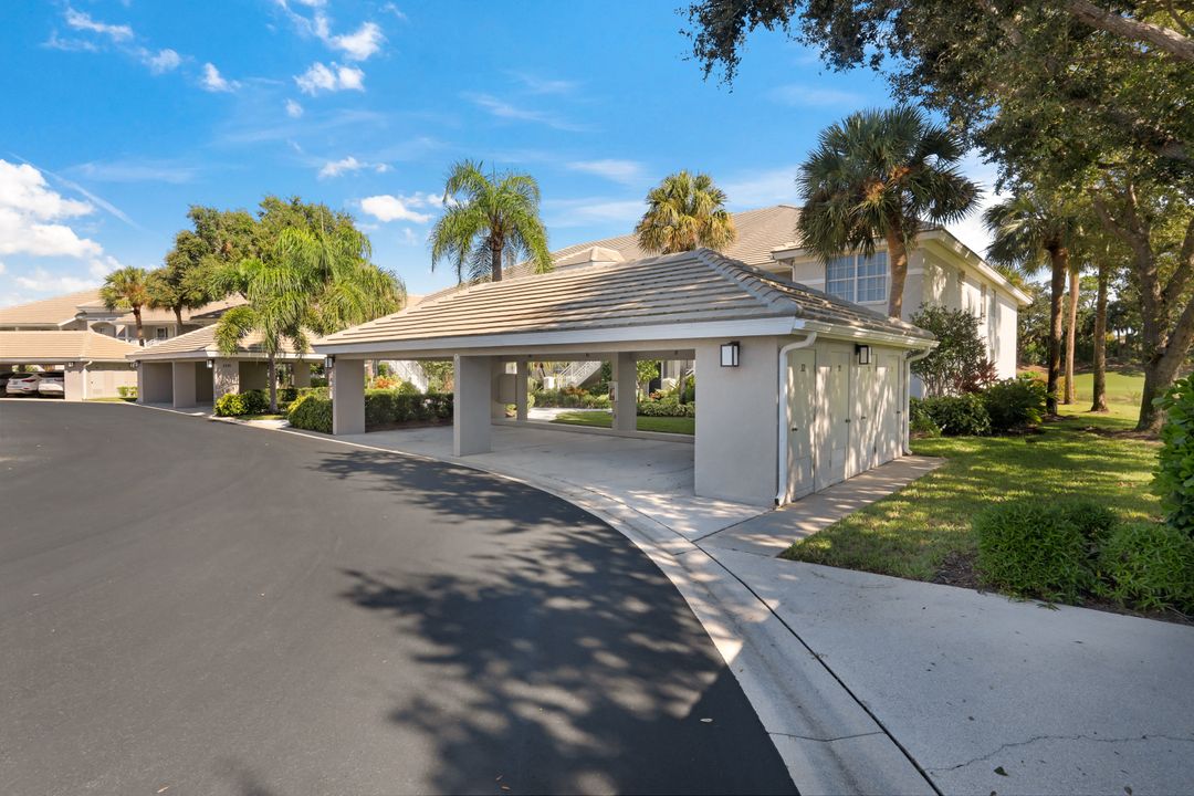 2235 Chesterbrook Ct #203, Naples, FL 34109