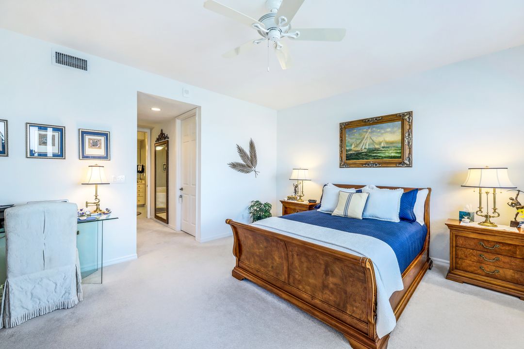 410 Flagship Dr #504, Naples, FL 34108