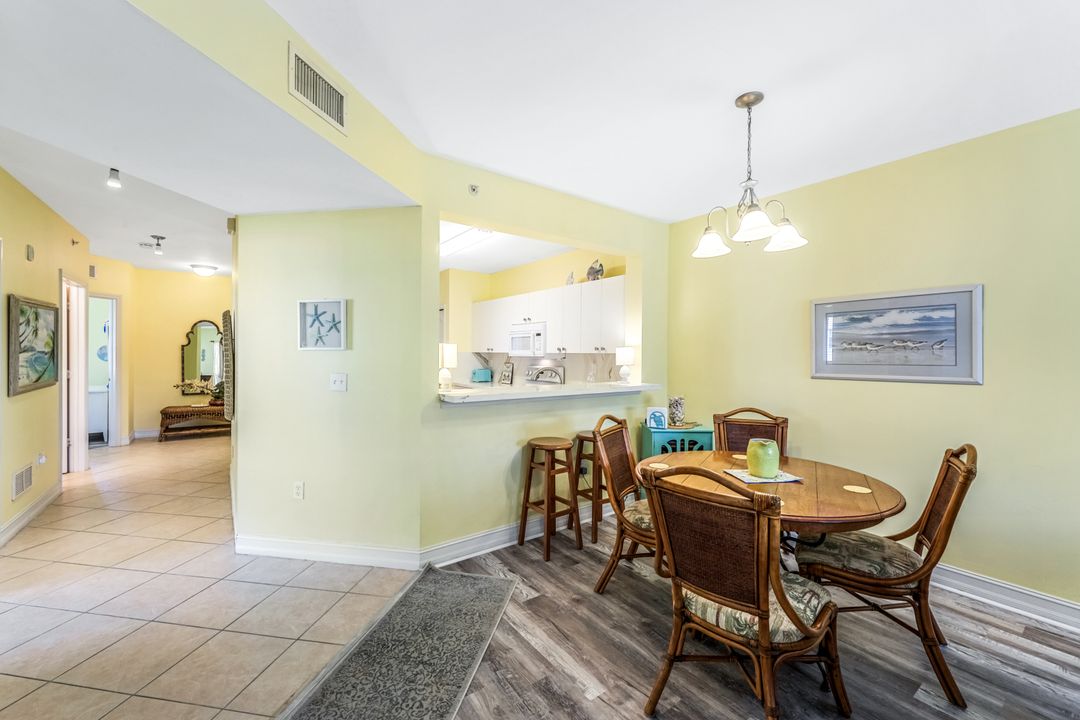 7822 Great Heron Way #206, Naples, FL 34104