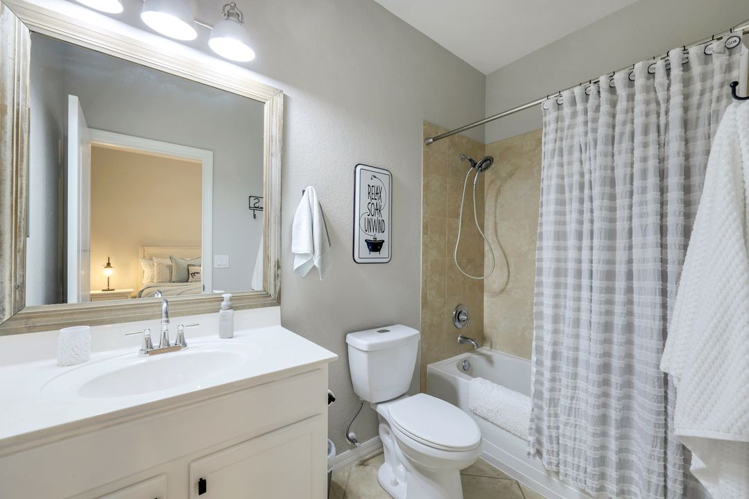 21140 Bella Terra Blvd, Estero, FL 33928