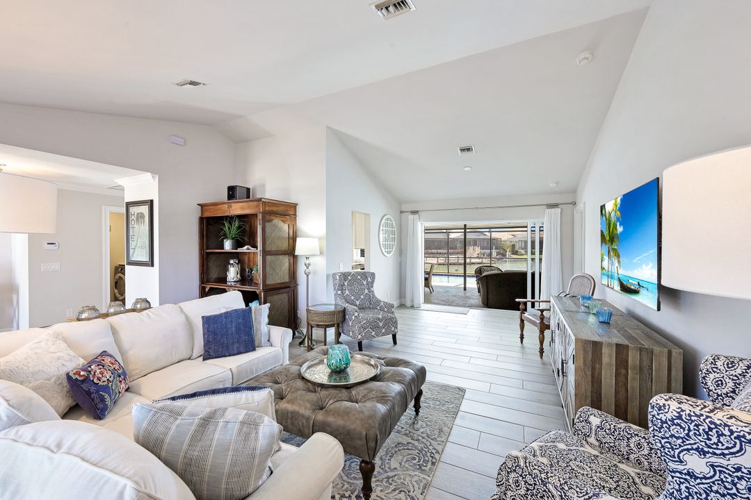 230 Geranium Ct, Marco Island, FL 34145