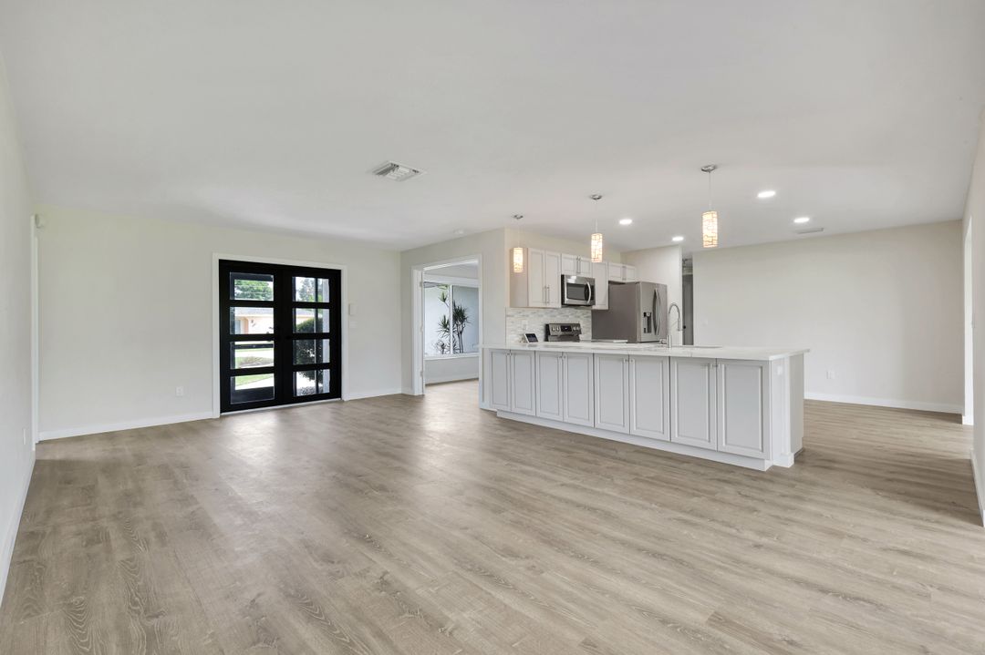 1202 SE 14th Terrace, Cape Coral, FL 33990