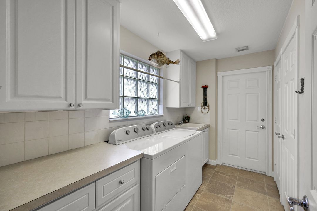 28249 Islet Trail, Bonita Springs, FL 34135