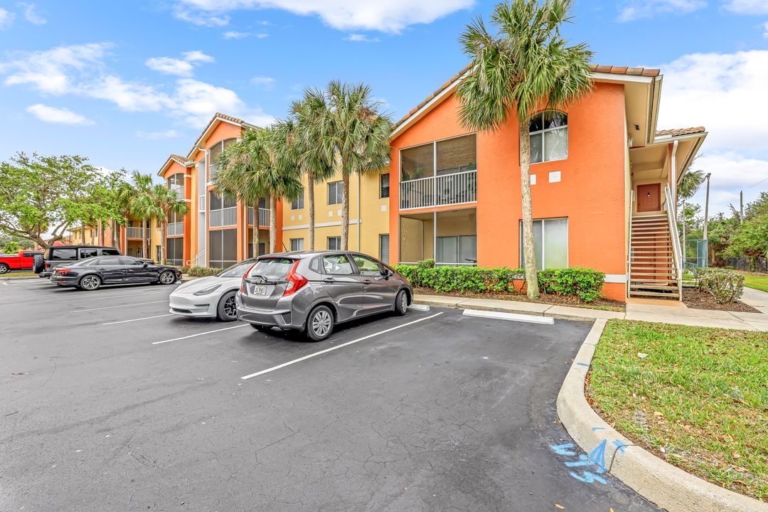 6300 Aragon Way #203 Fort Myers, FL 33966