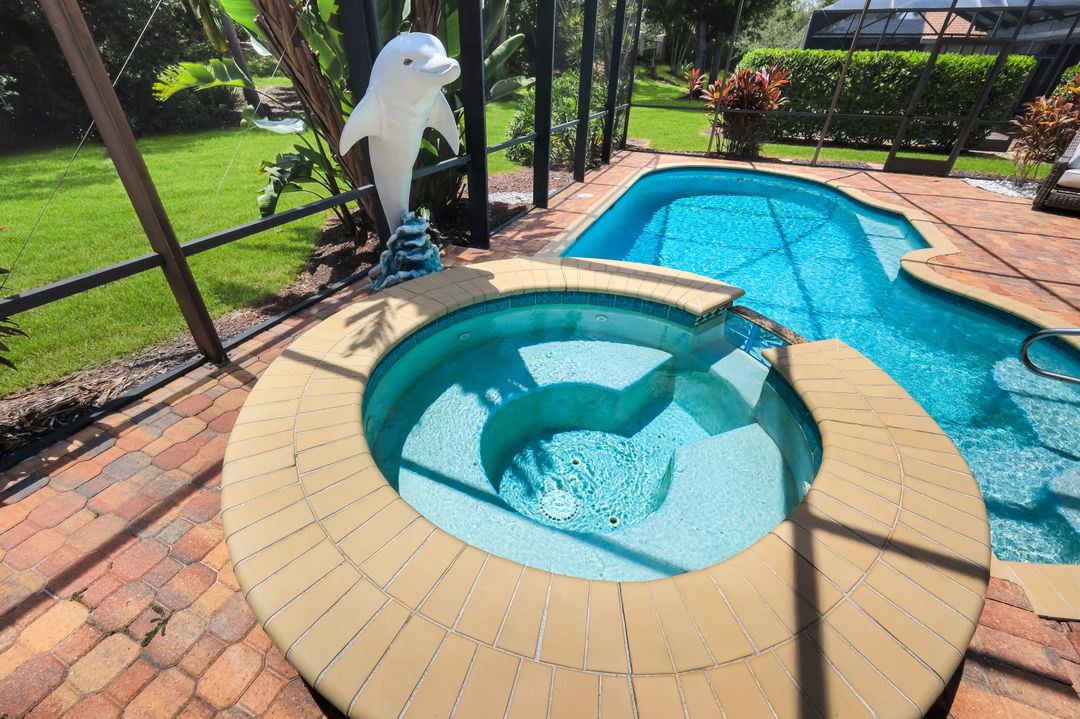 19736 Maddelena Cir, Fort Myers, FL 33967