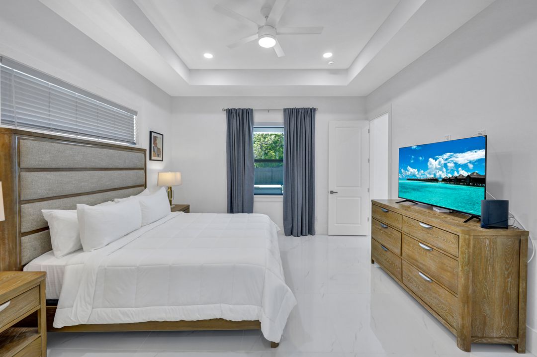 636 NE 8th Terrace, Cape Coral, FL 33909