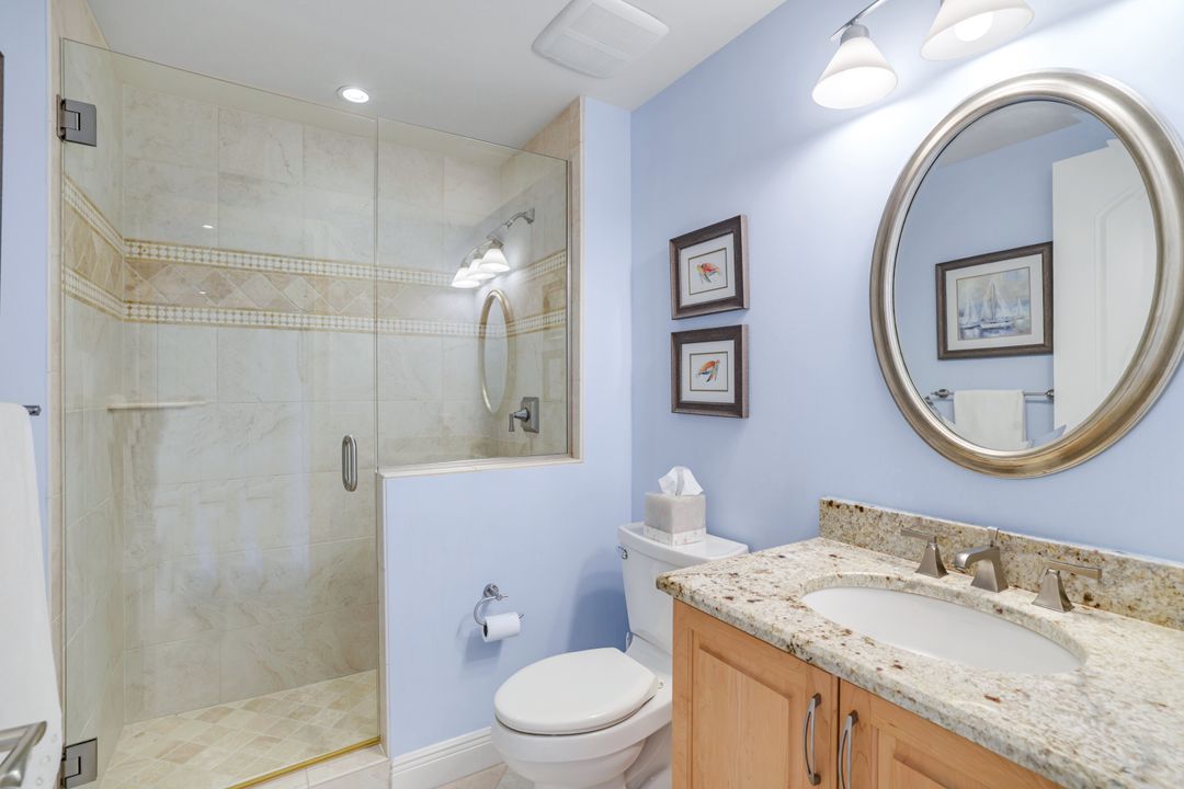 9577 Gulf Shore Dr #801, Naples, FL 34108