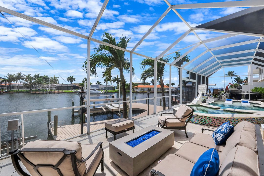 5929 SW 1st Ct, Cape Coral, FL 33914