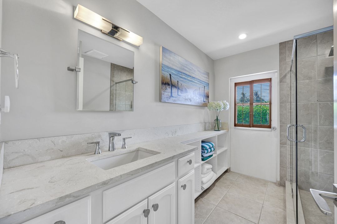 2140 Shad Ct, Naples, FL 34102