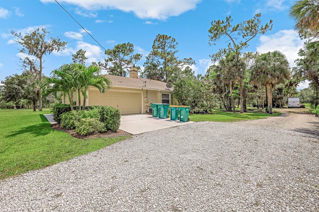 111 2nd St SE, Naples, FL 34117