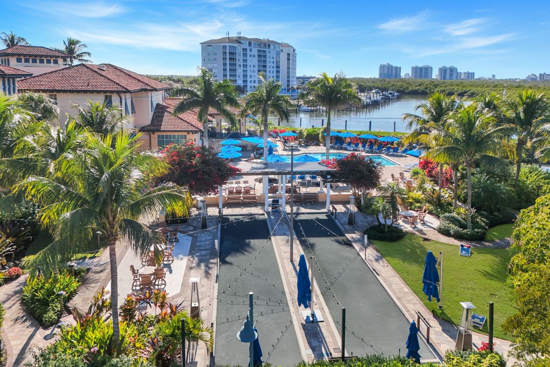 13665 Vanderbilt Dr #301, Naples, FL 34110