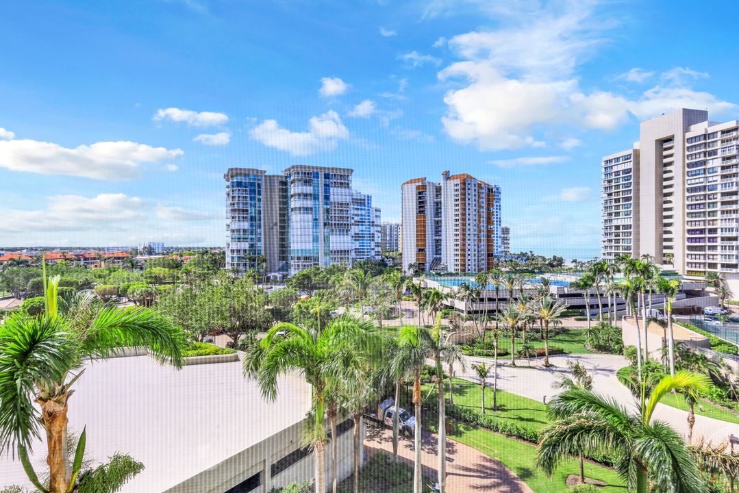 4401 Gulf Shore Blvd N #708, Naples, FL 34103