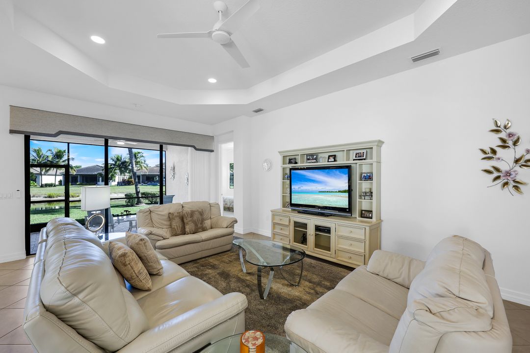 4019 Aspen Chase Dr, Naples, FL 34119