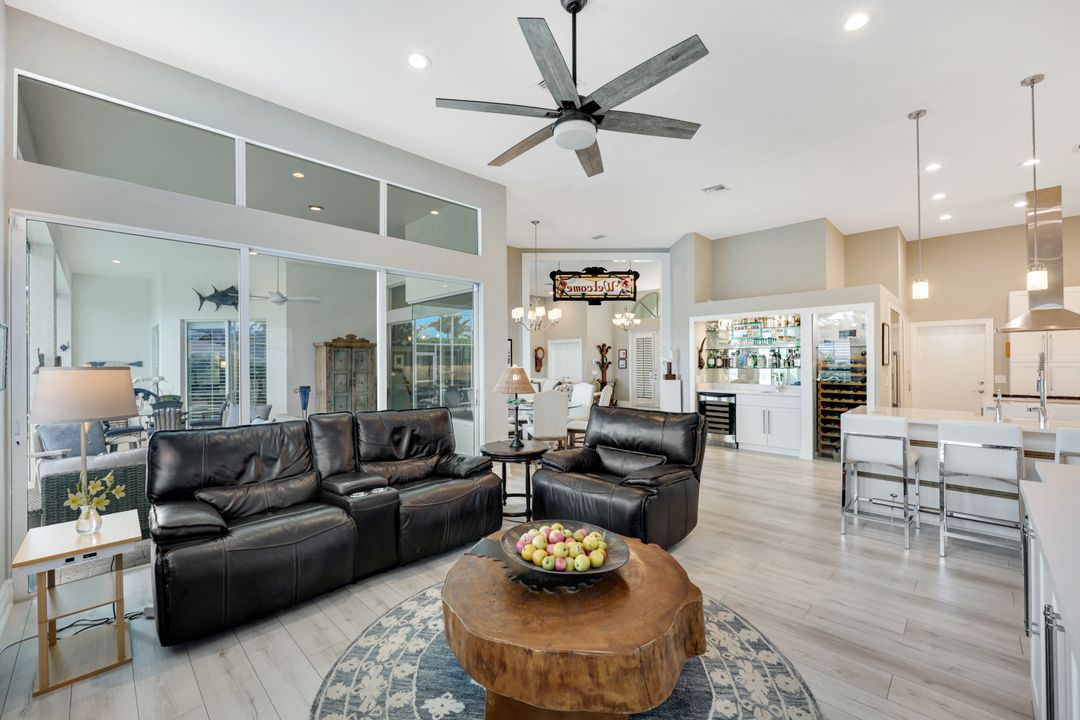 27154 Harbor Dr, Bonita Springs, FL 34135