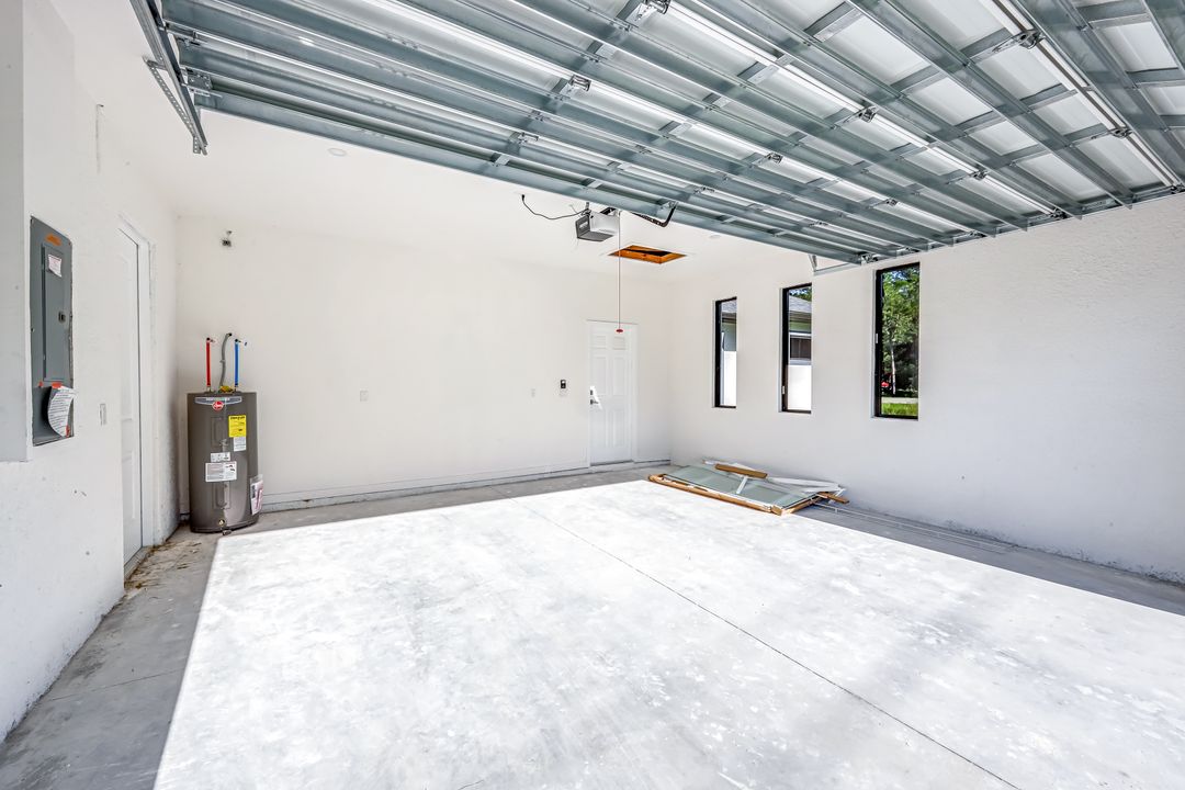 1133 Alvin Ave, Lehigh Acres, FL 33971