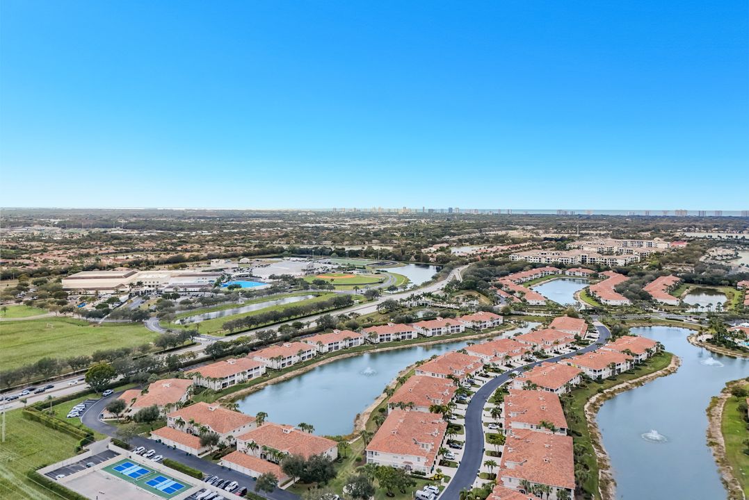 3029 Driftwood Way #3305, Naples, FL 34109