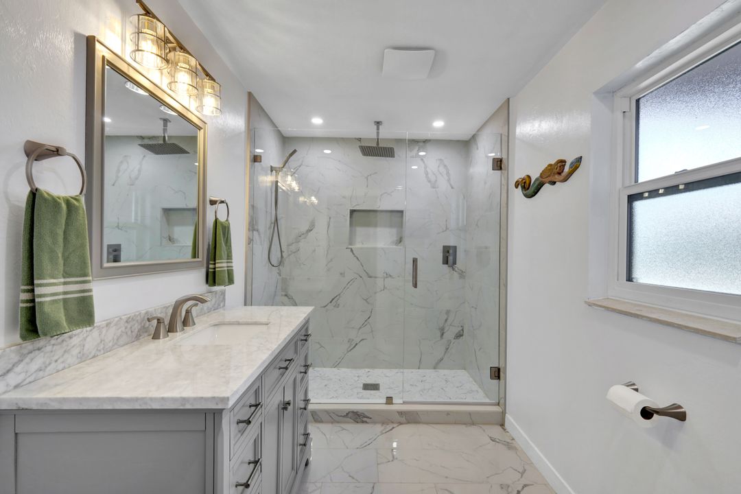 4232 SE 8th Pl, Cape Coral, FL 33904