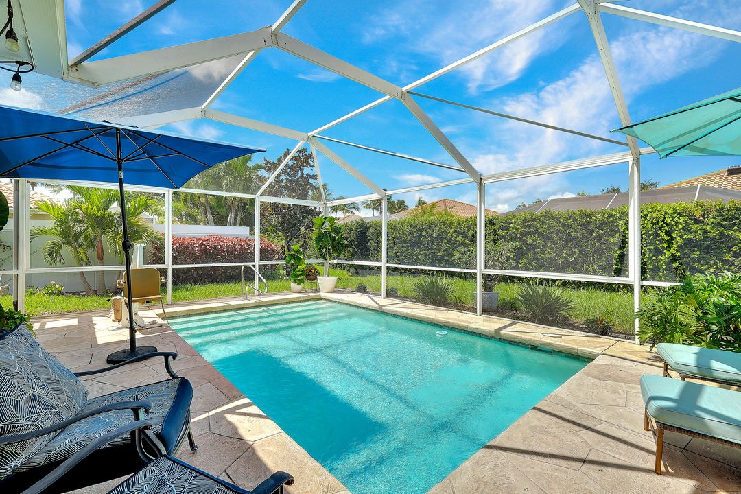 5011 Kingston Way, Naples, FL 34119