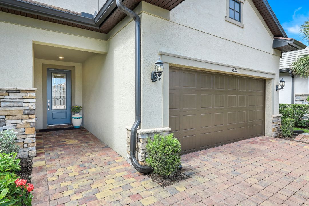9420 Whooping Crane Wy, Naples, FL 34120